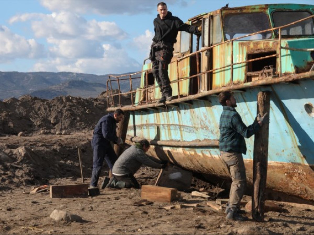 Δήμος Δυτ.Λέσβου:Πανελλαδική πρεμιέρα της ταινίας Μπιτσκόμπερ που γυρίστηκε στη Λέσβο