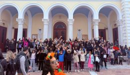 dimos-lavreotikis-oloklirothike-me-epitichia