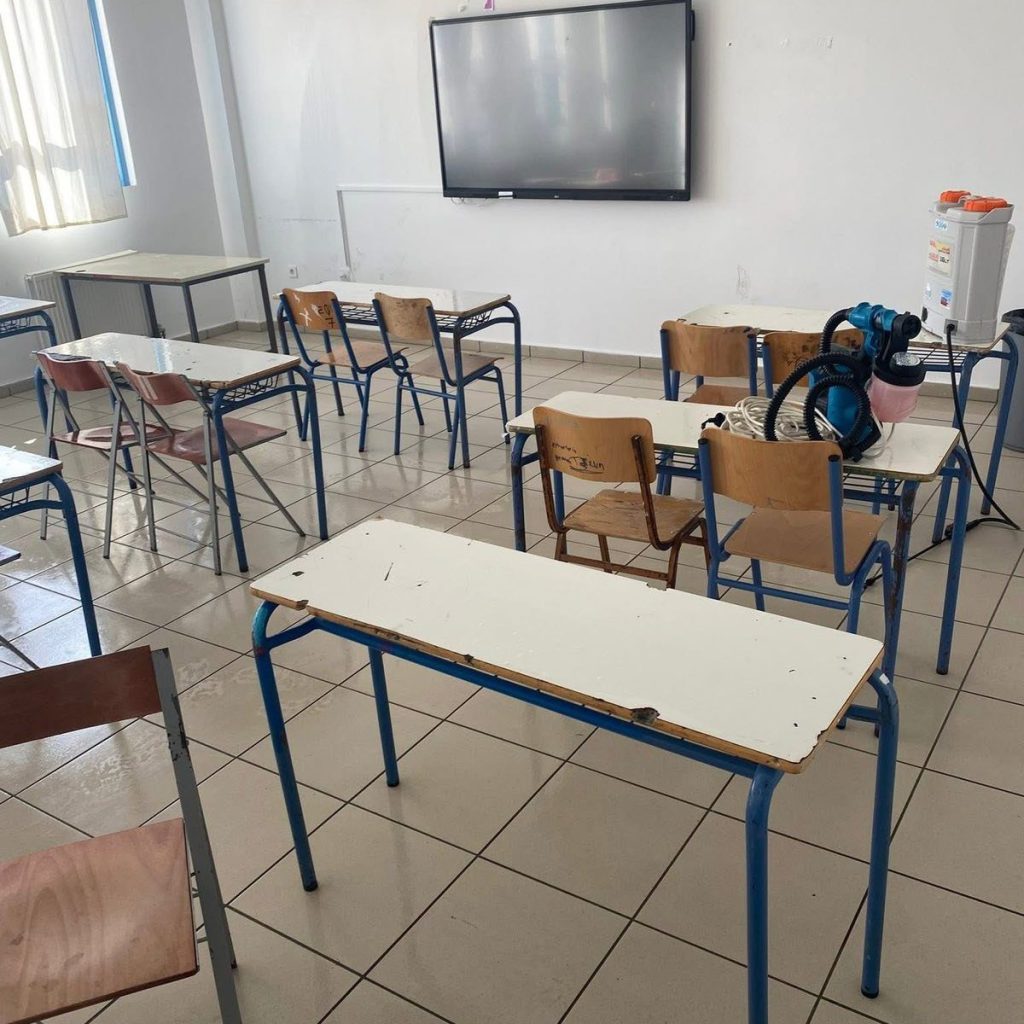 dimos-thir&Alpha;s-katharismos-ep&Alpha;.l-meta