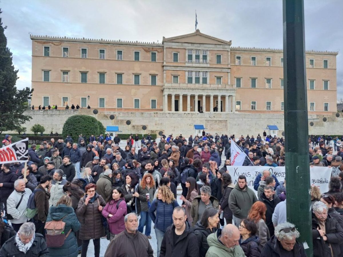 Δυναμικό παρών στο συλλαλητήριο από τους αγρότες της Αιτωλοακαρνανίας