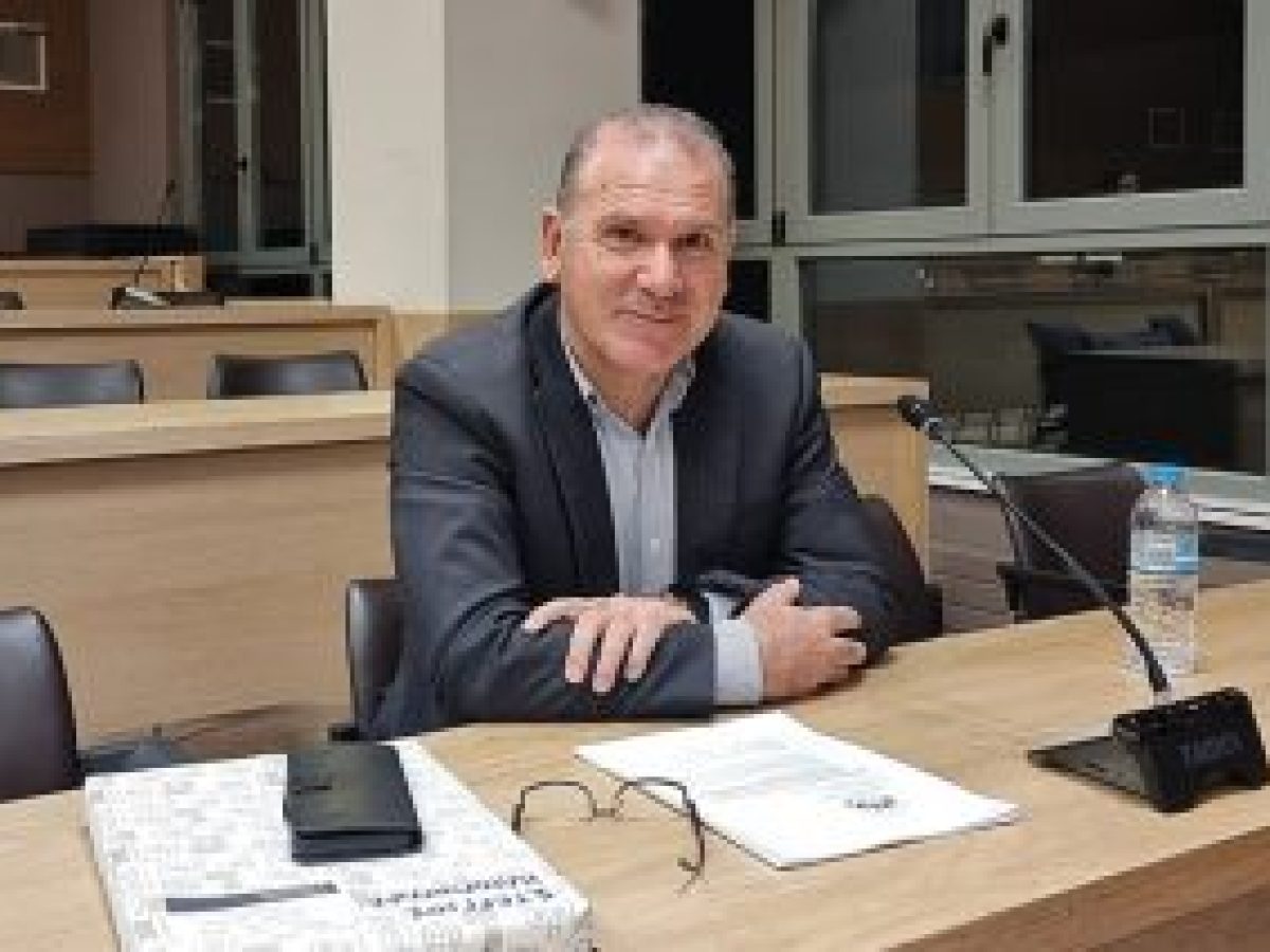 «Σε ποια Περιφέρεια ζει ο Περιφερειάρχης; Εικονική πραγματικότητα & κοινωνική αλήθεια»