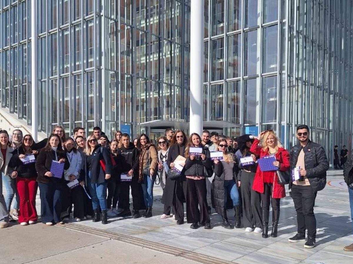 Δράση εξωστρέφειας ΠΕΠΑΛ Λαυρίου – Επίσκεψη στο Κέντρο Πολιτισμού Ίδρυμα Σταύρος Νιάρχος