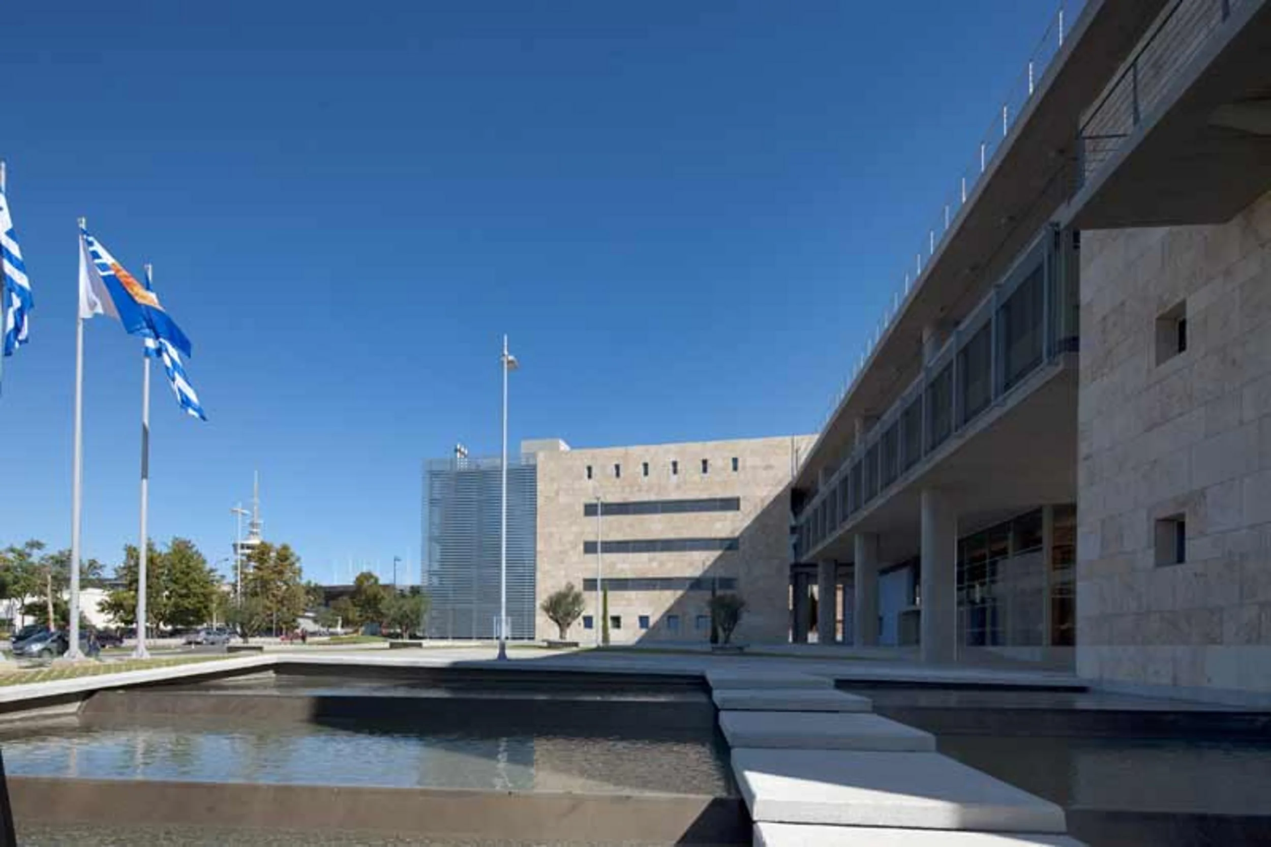 ekdilosi-sti-thessaloniki-gia-tin