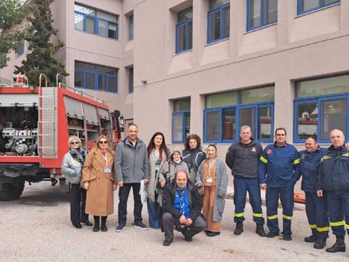 Εκπαιδευτική εκδρομή της “Γνώση εν Πράξει” στα Βίλια Αττικής (φωτό)