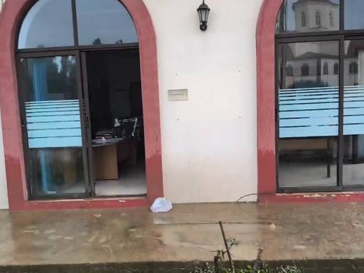 Εκτός λειτουργίας για το κοινό οι υπηρεσίες της Περιφέρειας στη Λήμνο λόγω σοβαρών ζημιών