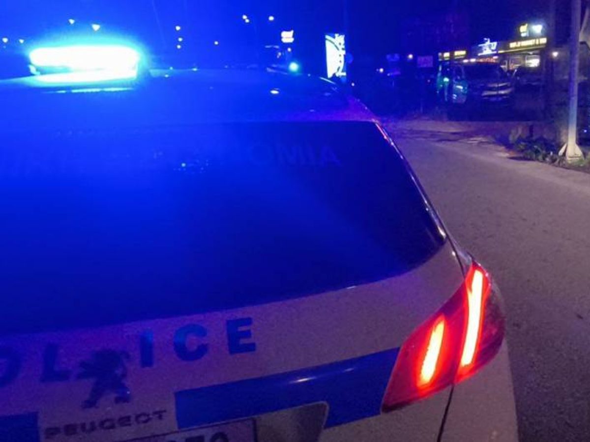 Ελεύθερη με όρους 56χρονη που καταγγέλθηκε για βιασμό ανήλικου γιου της οικιακής βοηθού