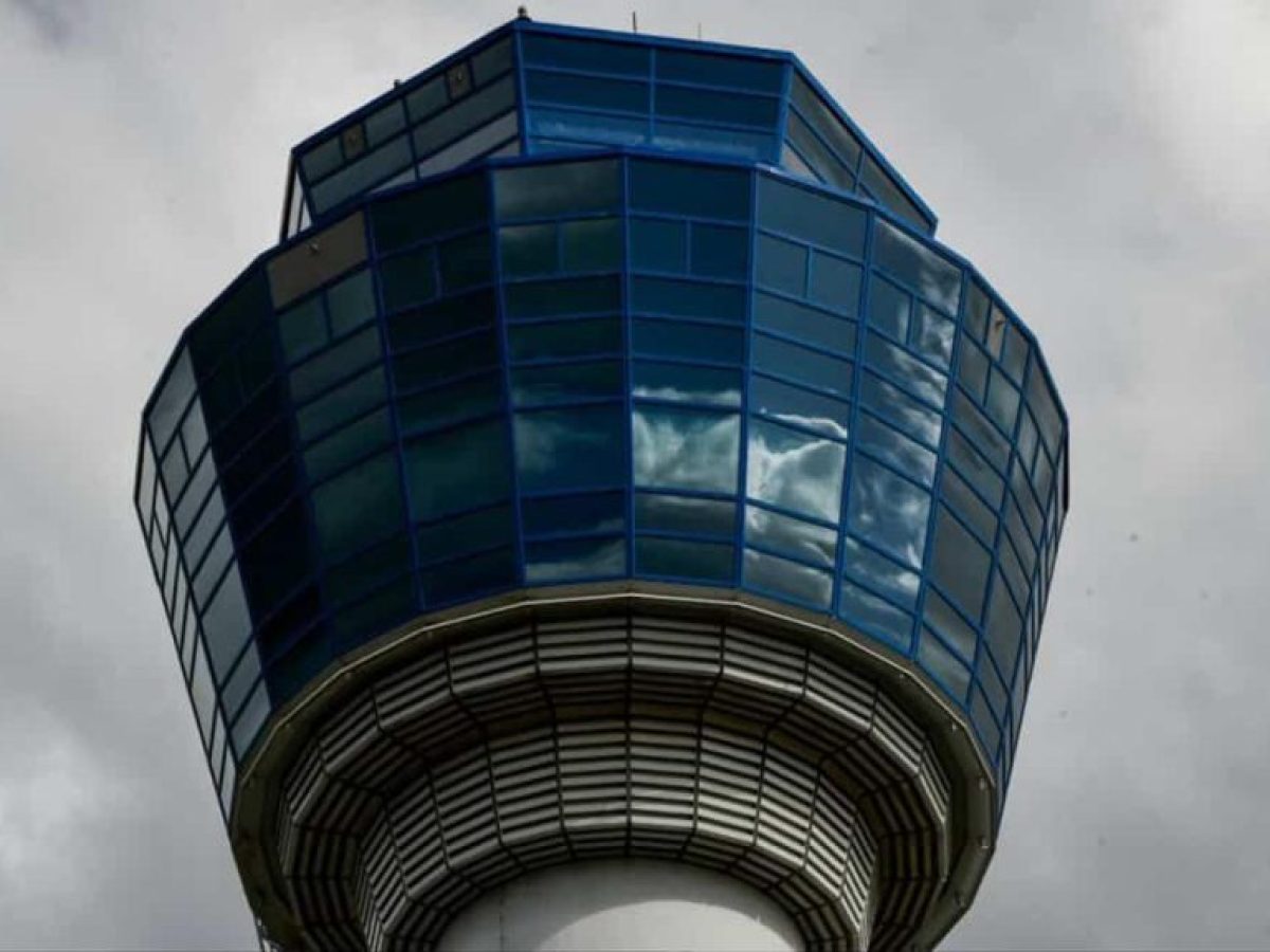 Ελεγκτές Εναέριας Κυκλοφορίας: Νέο ηχηρό καμπανάκι για το «Ελ. Βενιζέλος» – Ξανά εκτός λειτουργίας δύο στα τρία ραντάρ