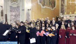 ellada-notia-italia-400-kallitechnes-sto