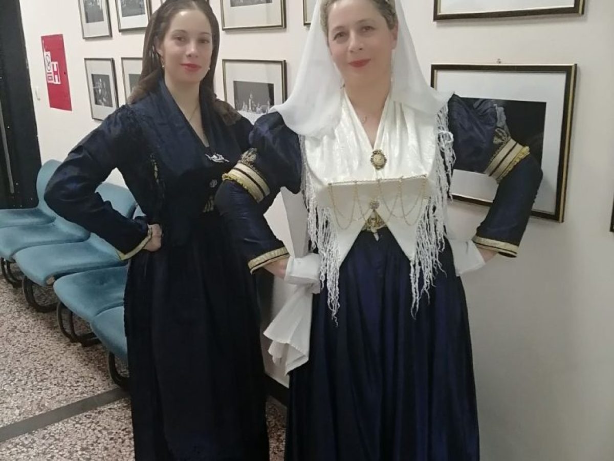 Εμφάνιση χορωδιακής και χορευτικής ομάδας της Νέας Χορωδίας Λευκάδας στο Μαυροβούνιο