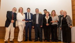 enas-eonas-kifisias-mnimi-sigkinisi-2