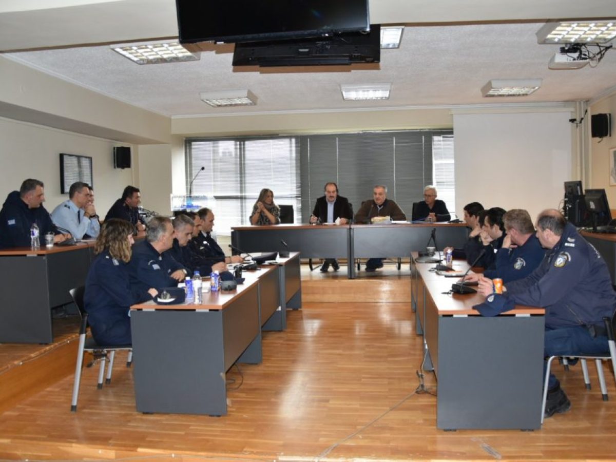 Ενημερωτικές διαλέξεις πραγματοποιήθηκαν σε στελέχη των Διευθύνσεων Αστυνομίας Γρεβενών, Καστοριάς, Κοζάνης και Φλώρινας, από την Κτηνιατρική Υπηρεσία της Περιφέρειας Δυτικής Μακεδονίας, με σκοπό τον συντονισμό των ελεγκτικών μηχανισμών, για την αντιμετώπιση της ευλογιάς των αιγοπροβάτων