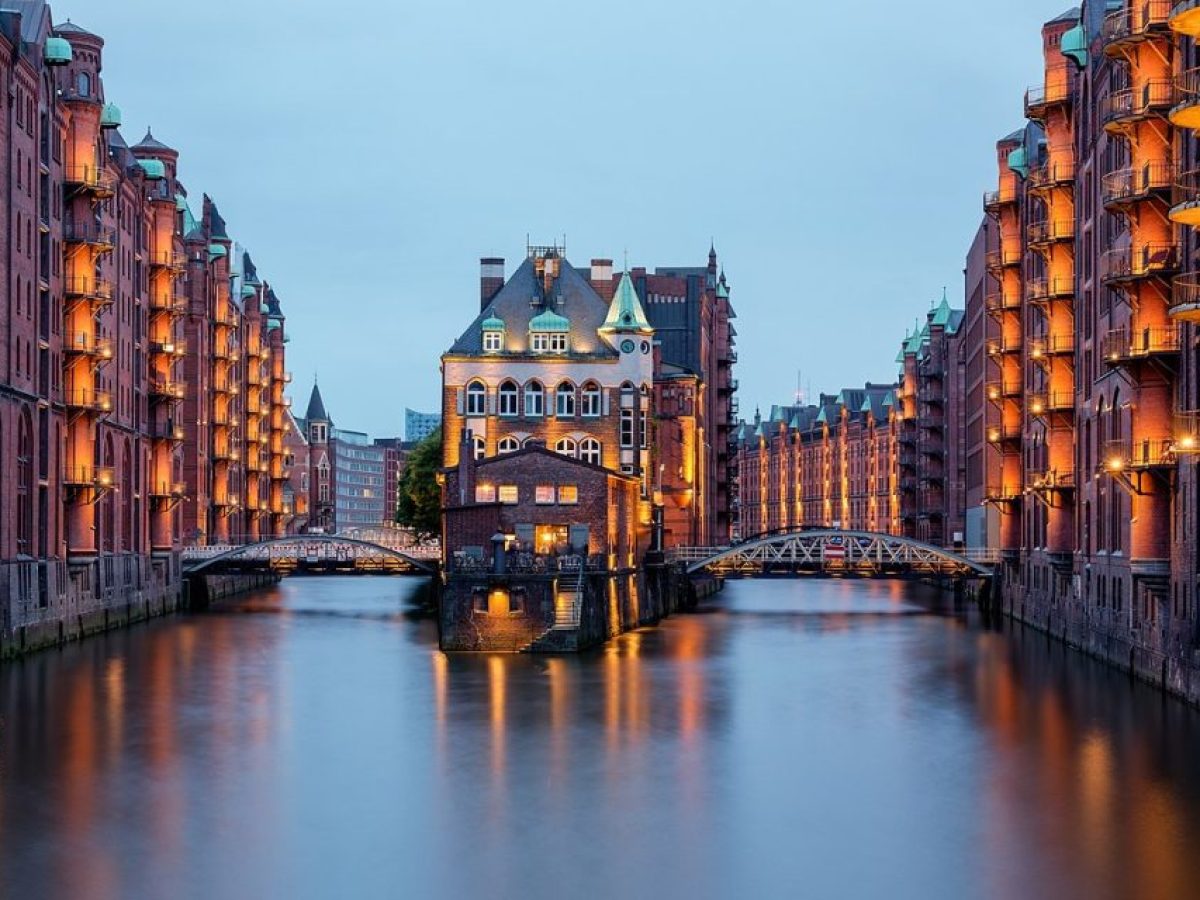 Ενοποιήθηκαν οι δύο ελληνικές κοινότητες του Αμβούργου