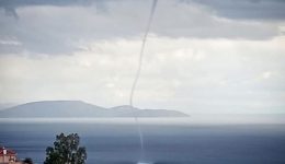 entiposiakos-idrostrovilos-simera-sti-rafina