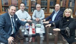 entones-diamartiries-ton-iatrikon-sillogon