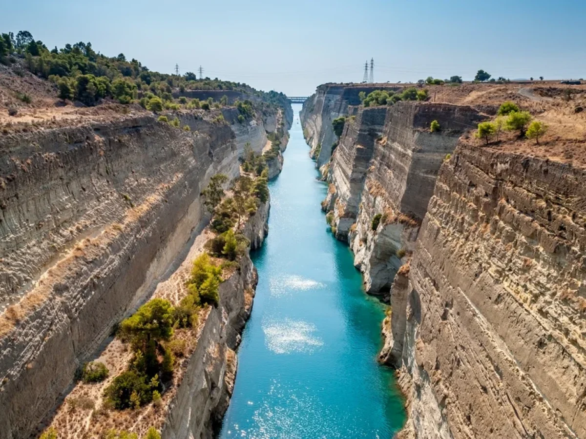 Εντοπίστηκε σορός να επιπλέει στον Ισθμό της Κορίνθου