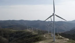 eoliki-energia-komvikos-o-rolos