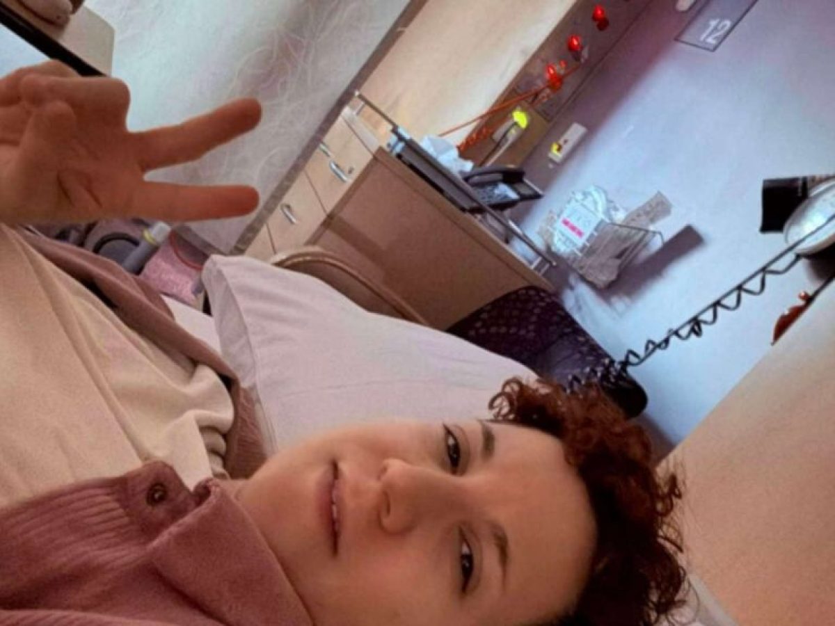 Επείγουσα χειρουργική επέμβαση για συμπάροικο μετά από εξάπλωση ενδομητρίωσης στους πνεύμονες