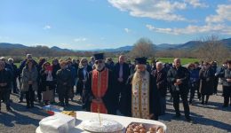 epimnimosini-deisi-sti-mnimi-ton