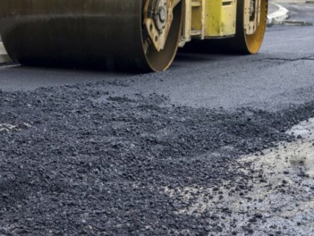 Εργασίες ασφαλτόστρωσης στην Εθνική Οδό 16 Θεσσαλονίκης- Γαλάτιστας- Αρναίας- Παλαιοχωρίου από την Περιφέρεια Κεντρικής Μακεδονίας