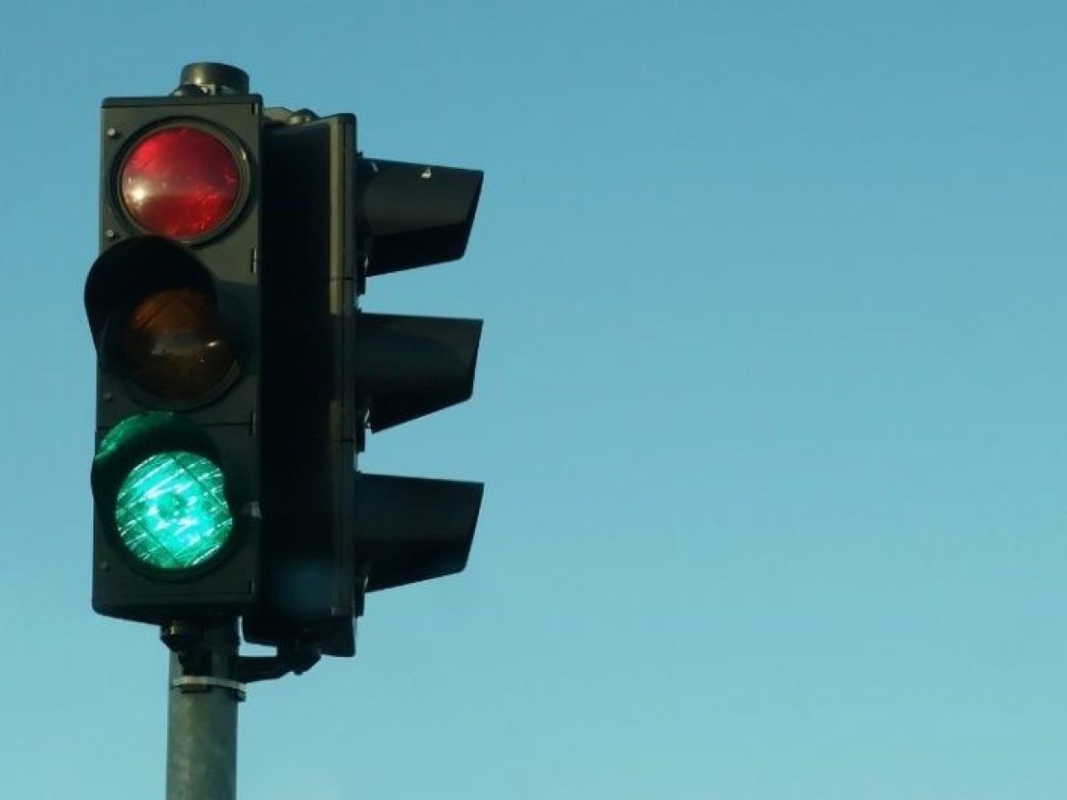 Εργασίες στον κόμβο φωτεινής σηματοδότησης Κ8 «Βόρεια είσοδος Καλυθιών» της Εθνικής οδού Ρόδου Λίνδου