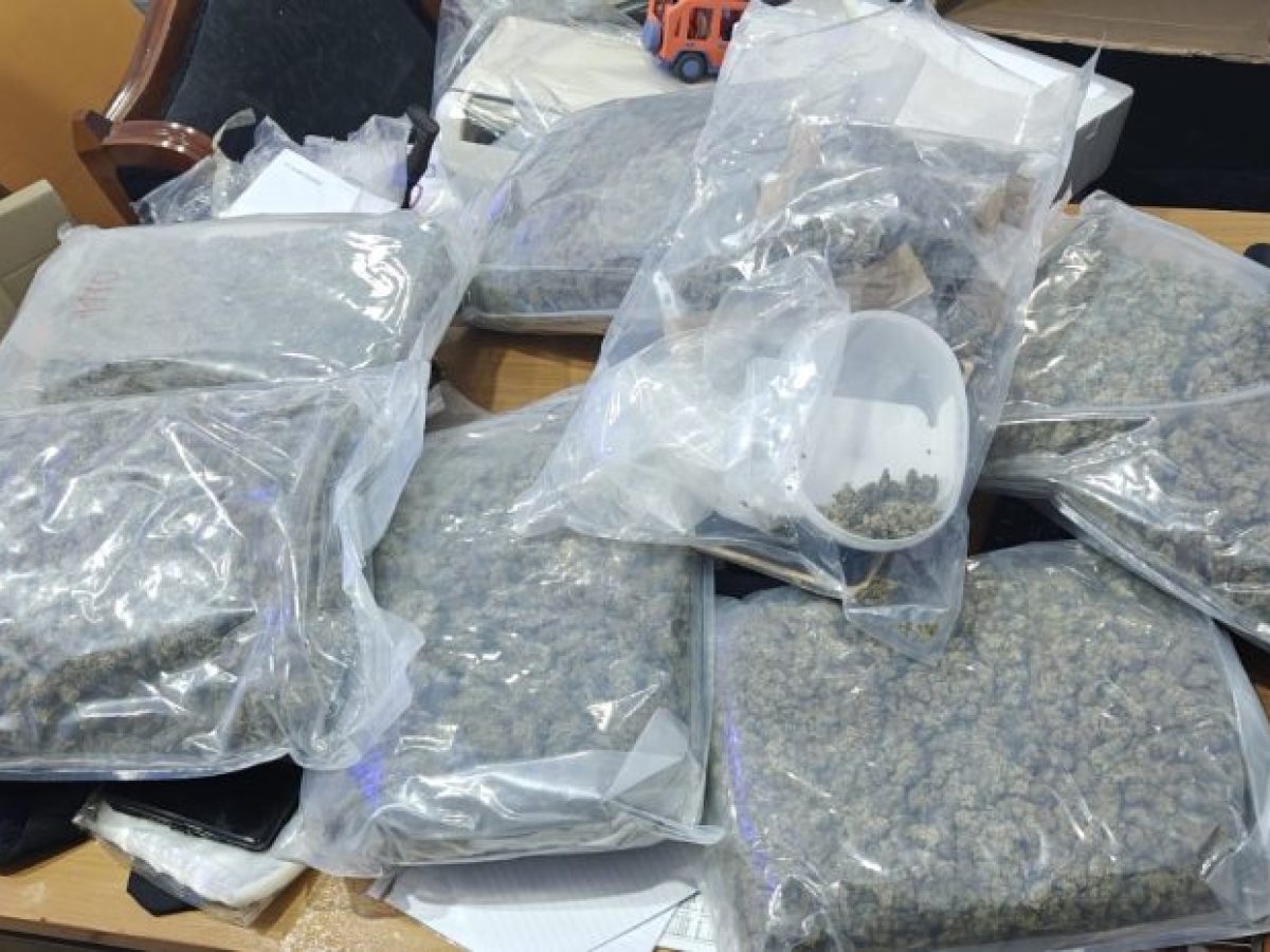 Αιτωλοακαρνάνας κατηγορείται ότι διακινούσε ναρκωτικά μέσα σε κλιματιστικά!