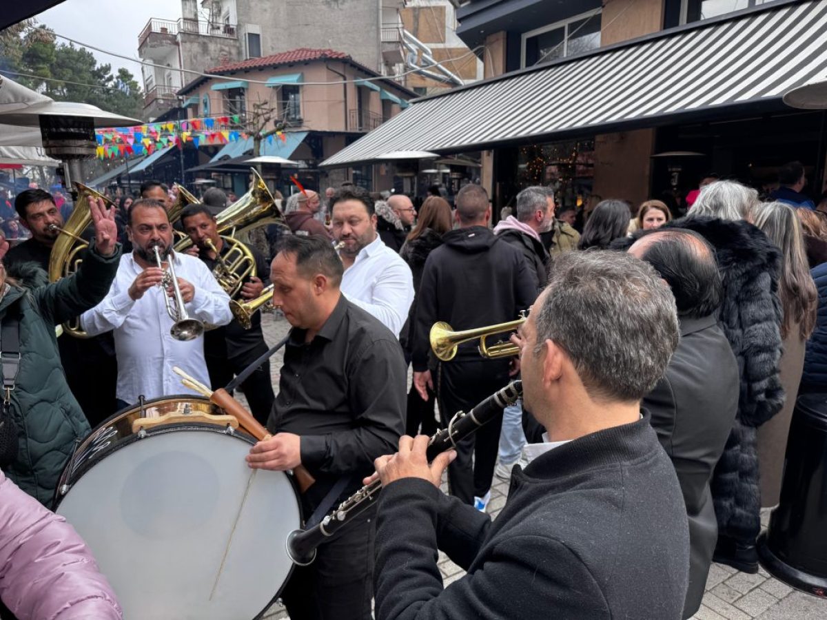 ΕΤΣΙ ΓΛΕΝΤΑΕΙ H ΝΑΟΥΣΑ….ΧΑΛΚΙΝΑ ΑΠΌ ΤΗ ΓΟΥΜΕΝΙΣΣΑ ΣΤΟ XINOMAVRO ΣΗΜΕΡΑ ΚΑΙ ΑΥΡΙΟ ΚΥΡΙΑΚΗ!