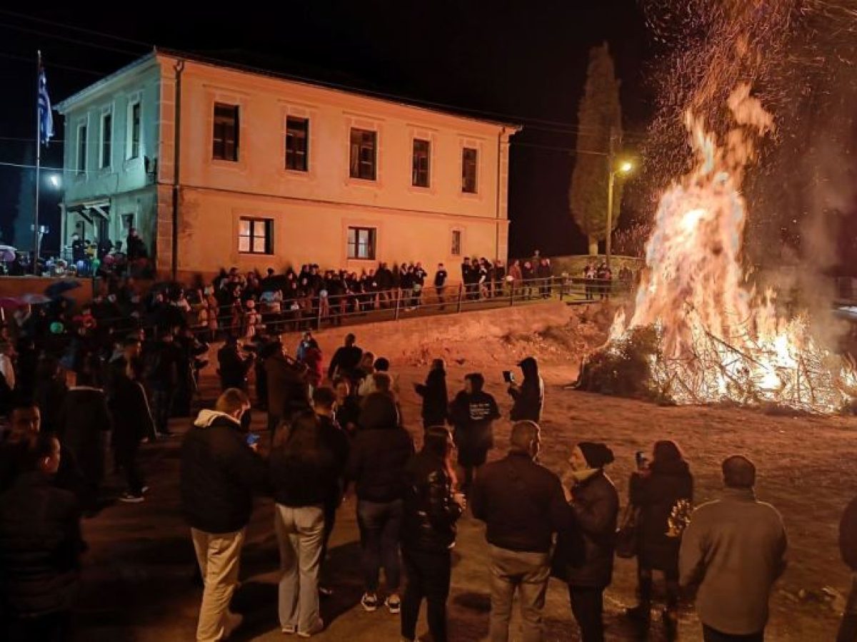 «Φλόγες» κάθαρσης στην Καλλιθέα Προσοτσάνης  Αναβιώνοντας το έθιμο «Το Άναμμα της Κούπας»