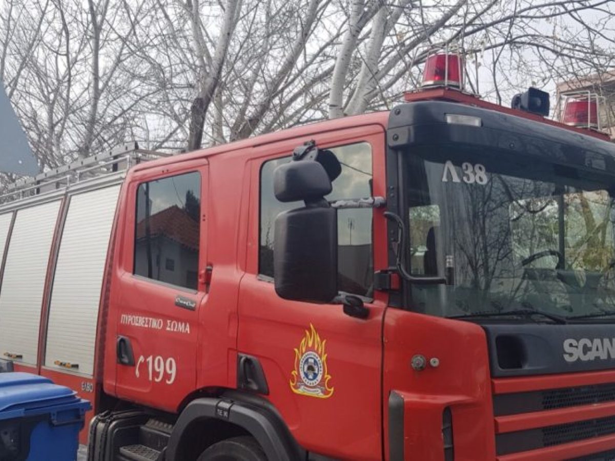 Φωτιά σε δύο σταθμευμένα δίκυκλα τα ξημερώματα!