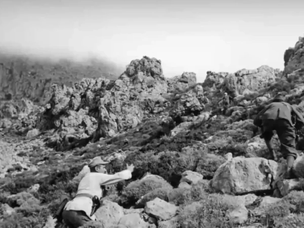 Φωτογραφίες ντοκουμέντα από τις θηριωδίες των Ναζί στην Κρήτη – Η ιστορία της εικόνας με τον ομαδικό τάφο Ρεθυμνιωτών