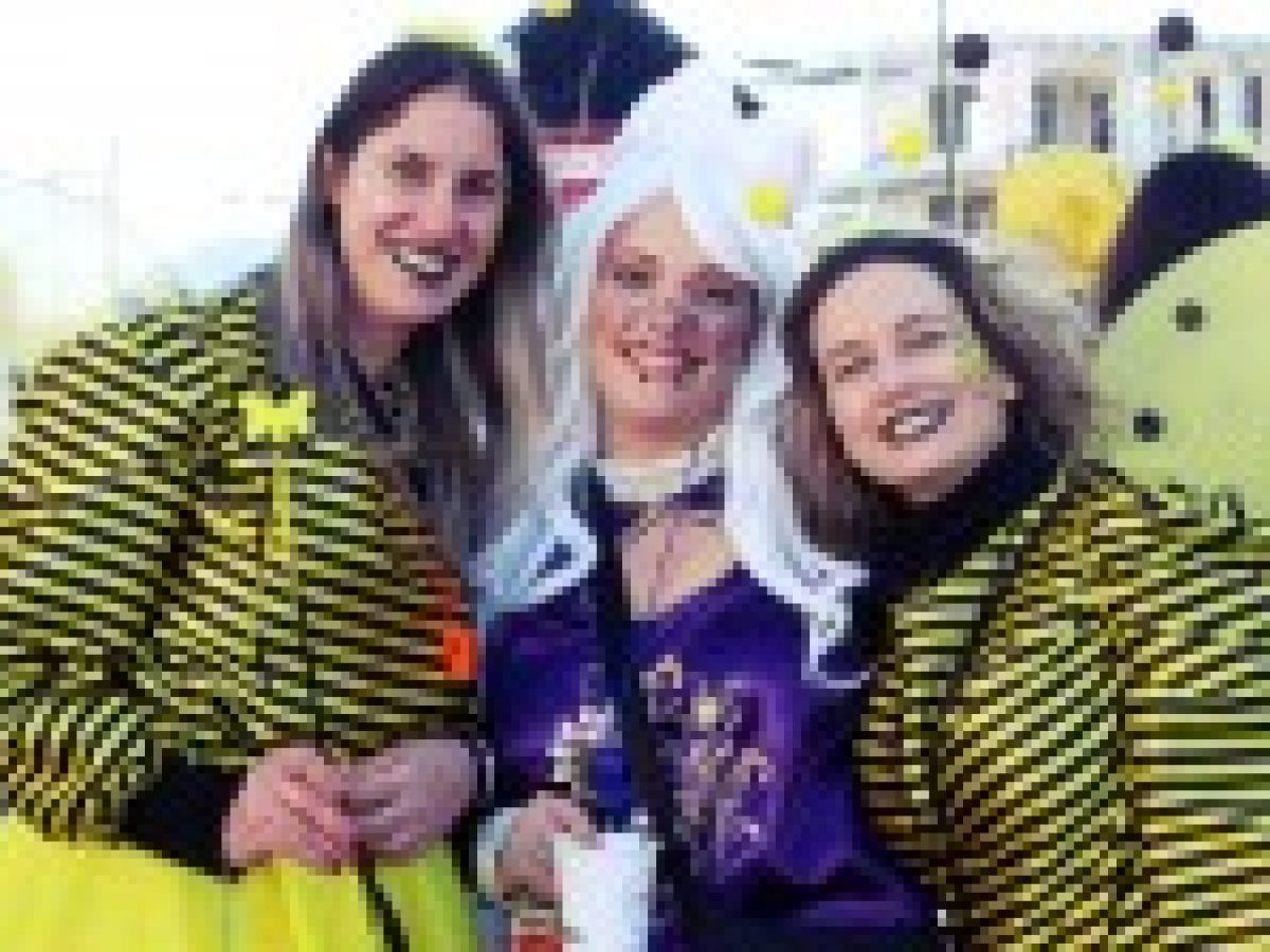 Φωτορεπορτάζ από την Μεγάλη Καρναβαλική Παρέλαση στην πόλη της Λευκάδας (VIDEO)