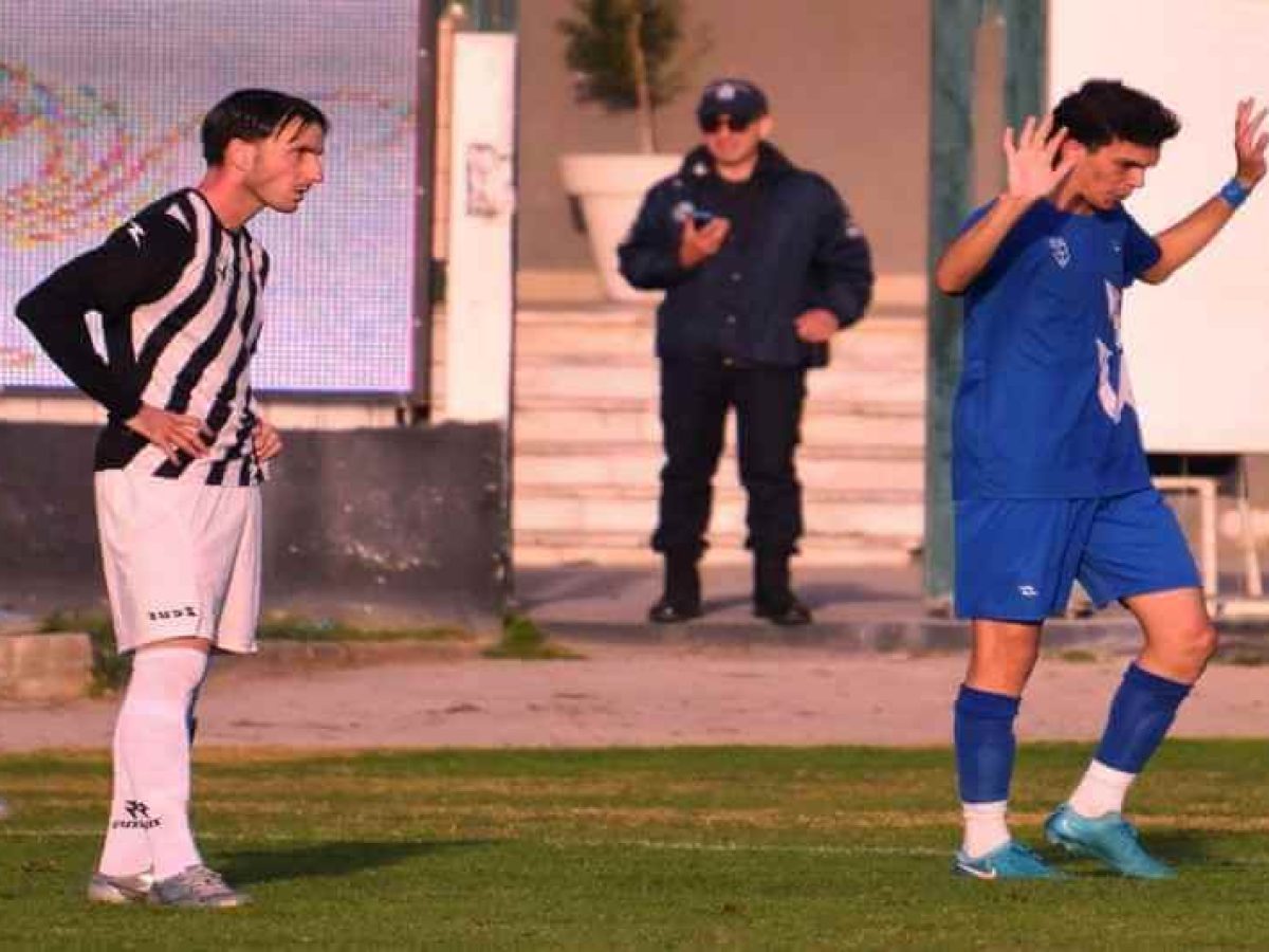 Γ’ Εθνική: Έ(Χ)ασε έδαφος από την κορυφή και τον Πανθρακικό αγωνιζόμενη με 10 σε εξ’ αναβολής στην Μηχανιώνα η Δόξα Δράμας πριν τον ΑΟΞ! Τα αποτελέσματα, η βαθμολογία και η επόμενη αγωνιστική 