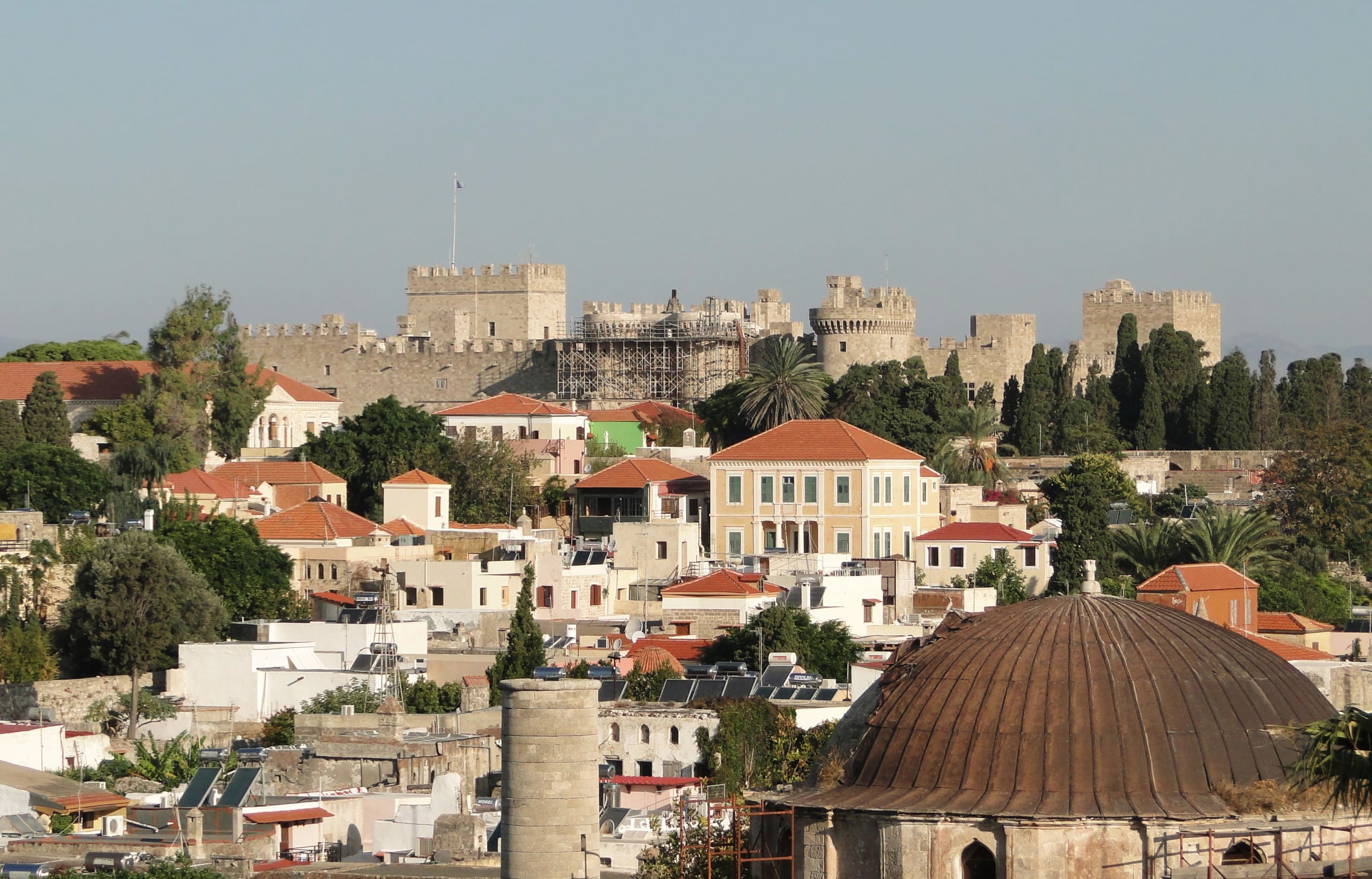 germaniko-dimosievma-i-rodos-sta