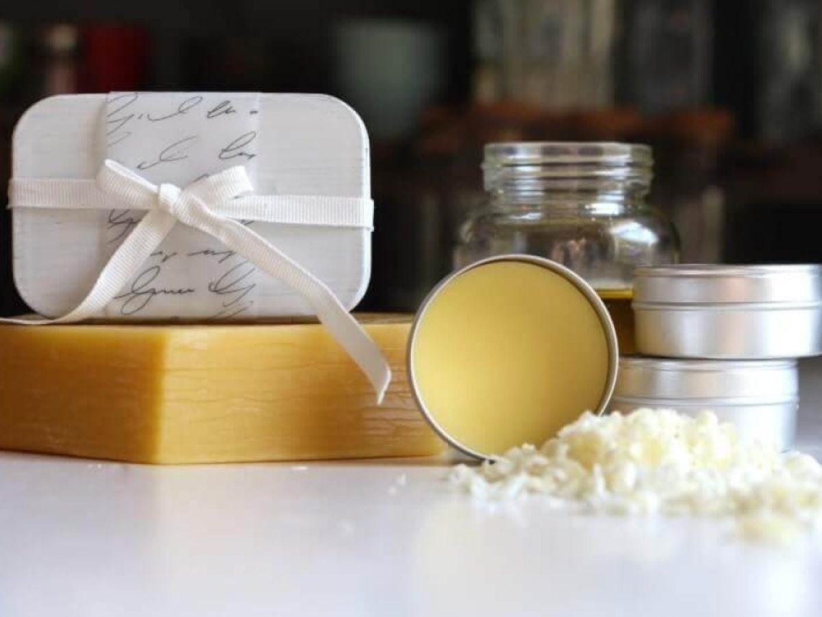 Γιατί τα solid perfumes είναι το νέο fashion accessory