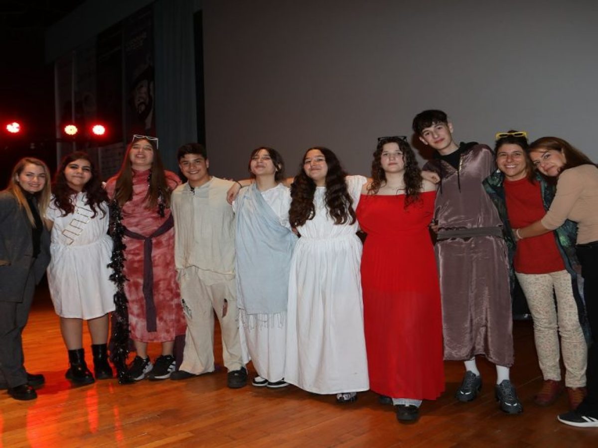 Γυμνασίο Λιβαδοχωρίου: βραβεία στους Πανελλήνιους Αγώνες Τέχνης !