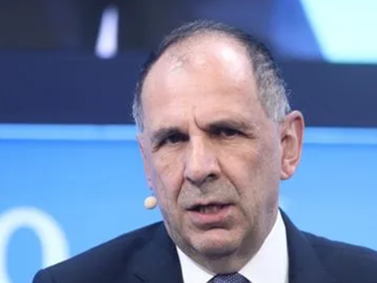 Γιώργος Γεραπετρίτης: Η Διπλωματική Στρατηγική της Ελλάδας σε Τρία Μέτωπα