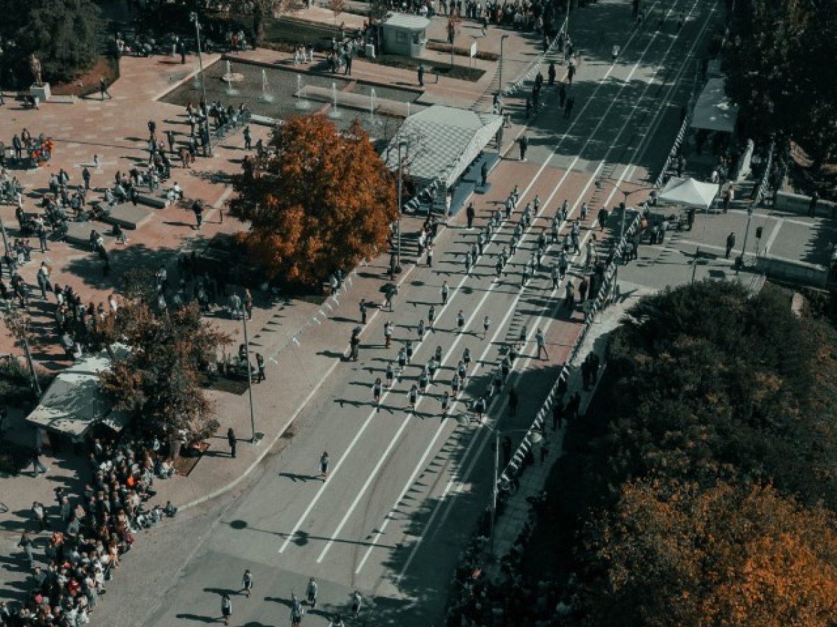 Η 25η Μαρτίου πέφτει Τετάρτη, αλλά… δε πειράζει, είναι αργία!!!