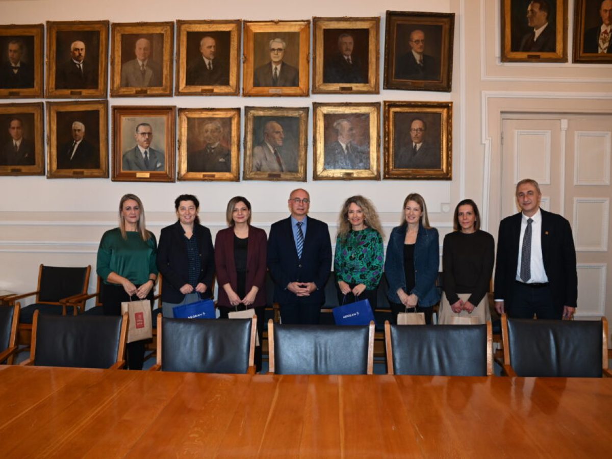 Η AEGEAN και το Οικονομικό Πανεπιστήμιο Αθηνών υπογράφουν Μνημόνιο Συνεργασίας