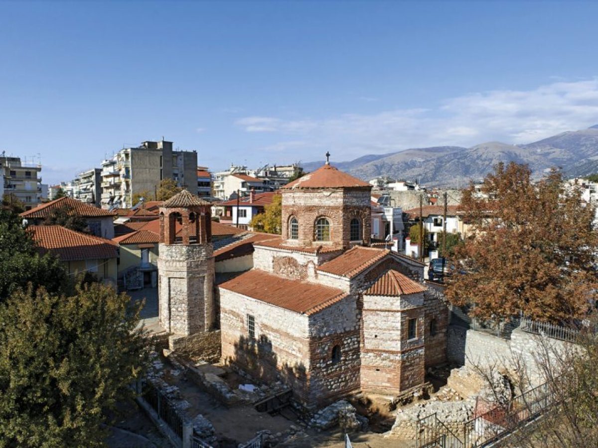 Η άγνωστη εκκλησιαστική κληρονομιά της Δράμας αποκαλύπτεται σε μια σημαντική έκδοση ► Μιλάνε στον «Π.Τ.» οι αρχαιολόγοι, κα. Μ. Κοντογιαννοπούλου και Μ. Παρχαρίδου