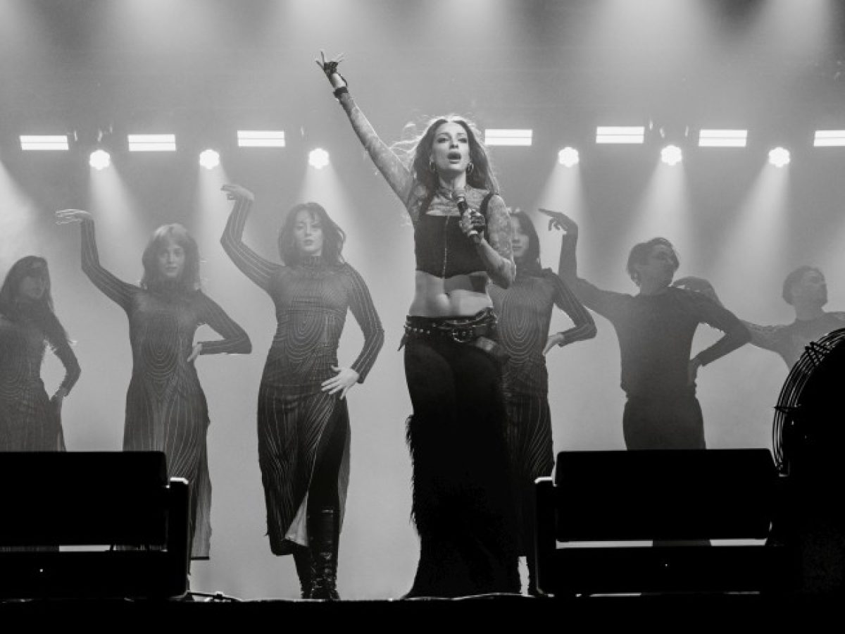 Η Ελένη Φουρέιρα απογείωσε με την ενέργειά της τον παλμό των Θρακικών Λαογραφικών Εορτών