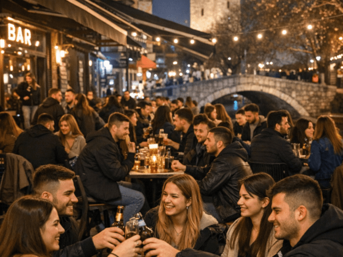 Οι φοιτητές «γέμισαν» ξανά τα Τρίκαλα με ζωντάνια