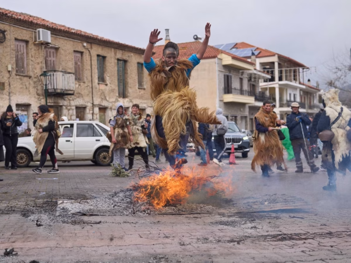 Οι Κουδουναραίοι Διστόμου μας περιμένουν την Καθαρή Δευτέρα