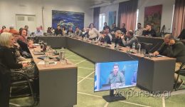 i-poli-ine-pio-kathari