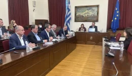 i-stirixi-ke-i-anaptixi