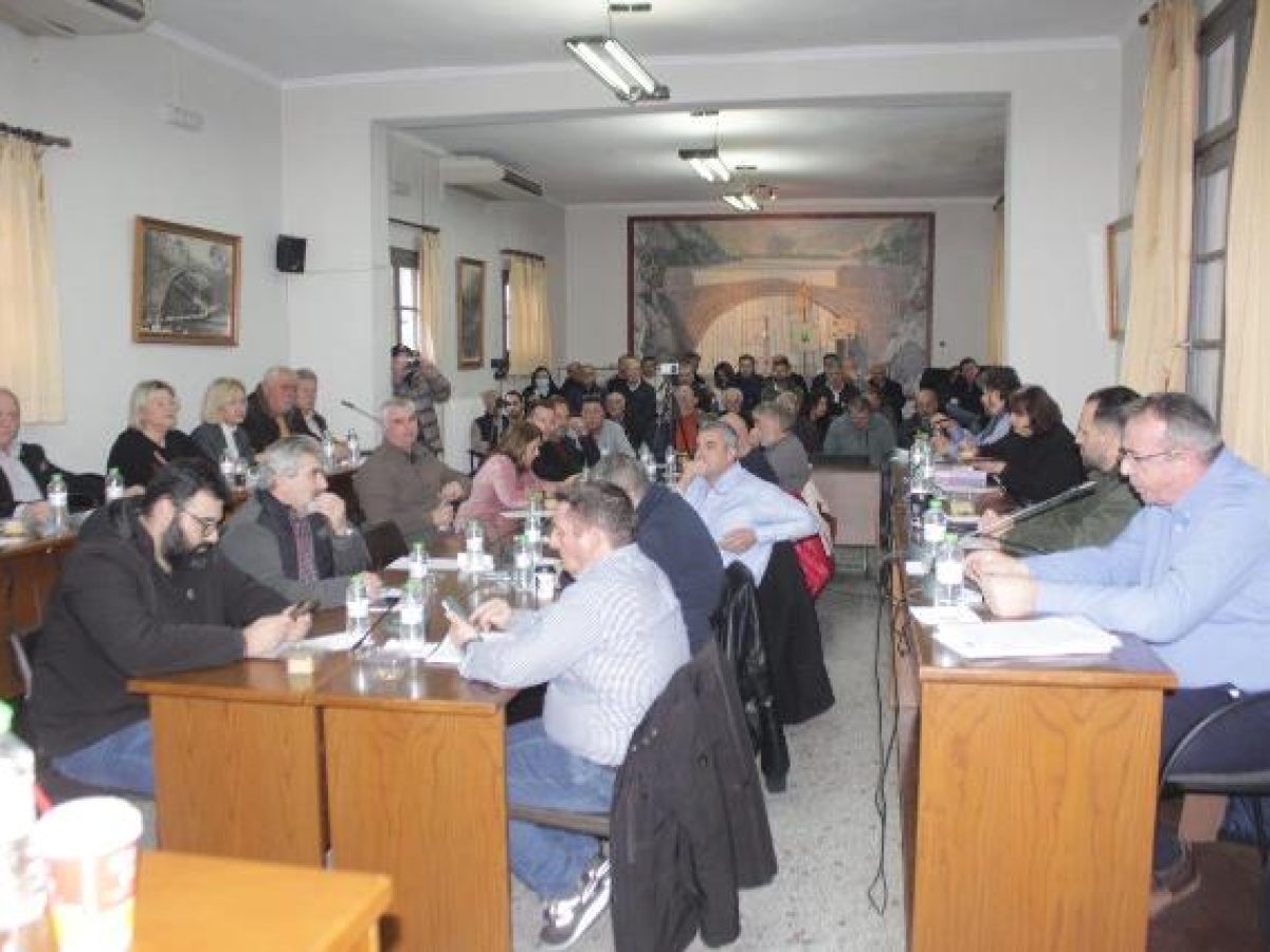 Η τακτική συνεδρίαση του Δημοτικού Συμβουλίου Πύλης – κοπή πίτας
