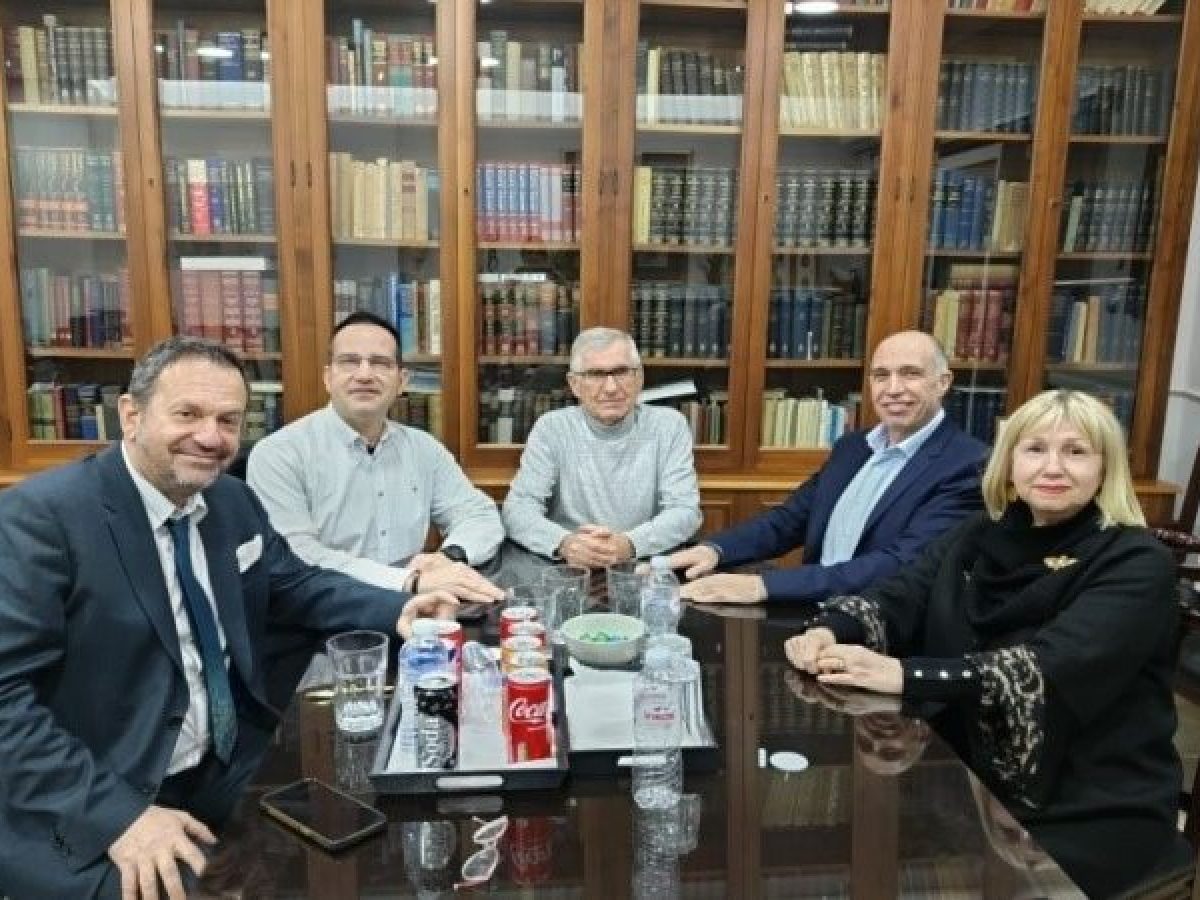 Ιατρικοί Σύλλογοι Θεσσαλίας: Οι μετακινήσεις Ιατρών ΕΣΥ και η προβληματική ανέλιξη τους