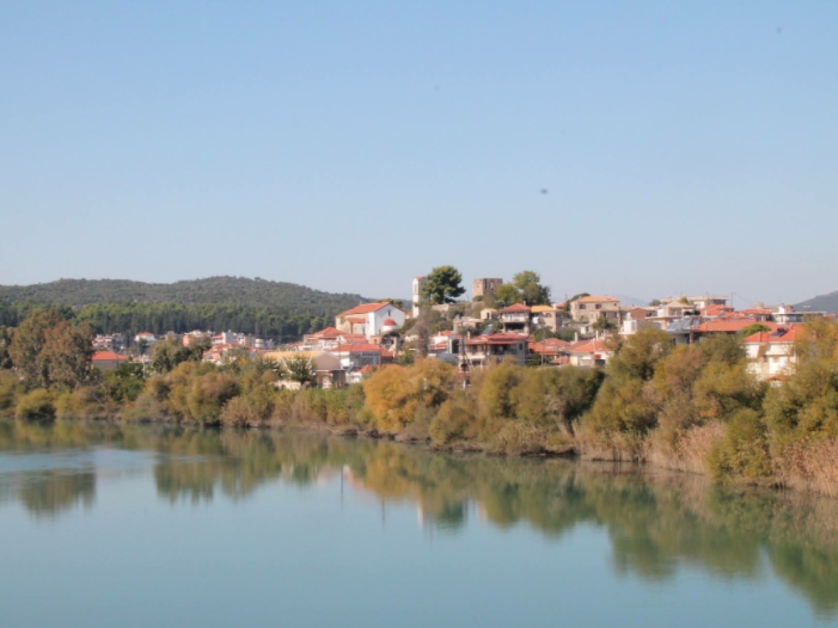 Ημερήσια Απόδραση στη Κατοχή Οινιαδών