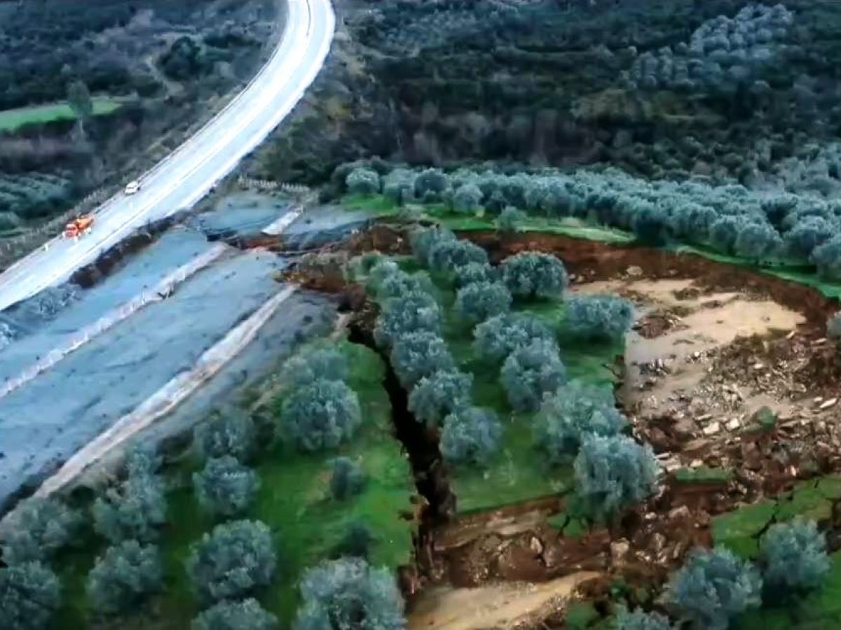 Ιόνια Οδός: Τι προβλέπει το χρονοδιάγραμμα για την επαναλειτουργία της με φόντο την κατολίσθηση