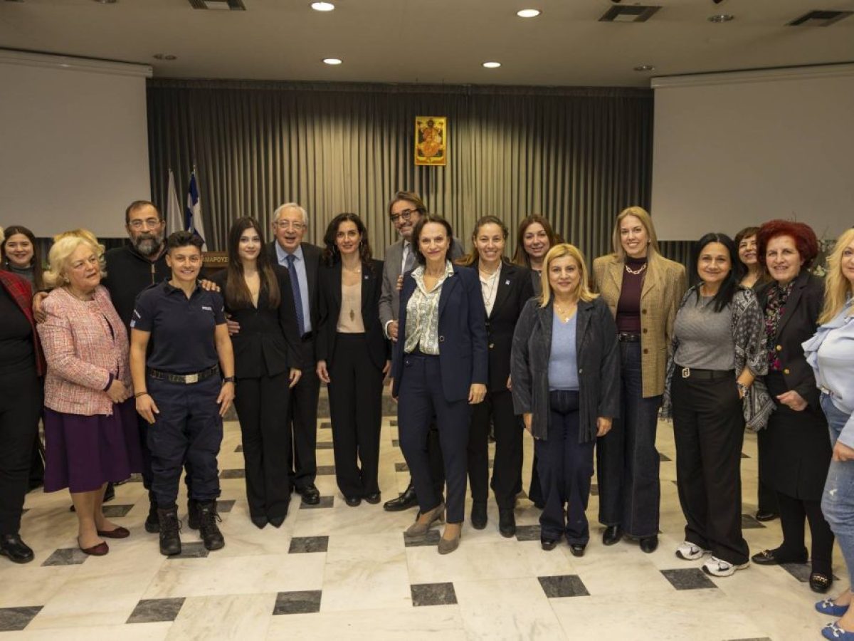 Υπεγράφη από τον Δήμαρχο Αμαρουσίου Θεόδωρο Αμπατζόγλου η αναθεωρημένη Ευρωπαϊκή Χάρτα για την Ισότητα των Φύλων στις Τοπικές Κοινωνίες