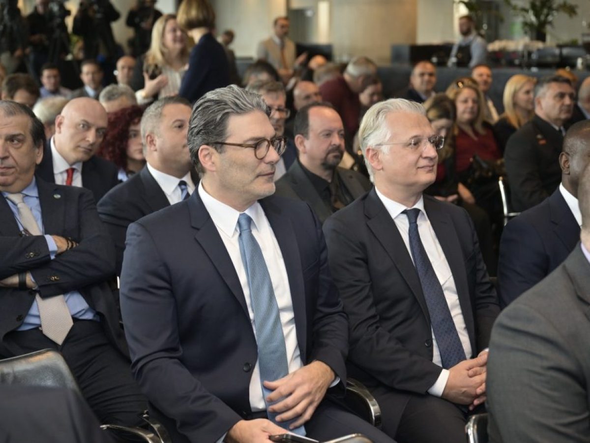 Υπογράφηκαν οι συμβάσεις έρευνας υδρογονανθράκων-“Πτωχός: “Στρατηγικό ορόσημο για την Ελλάδα”