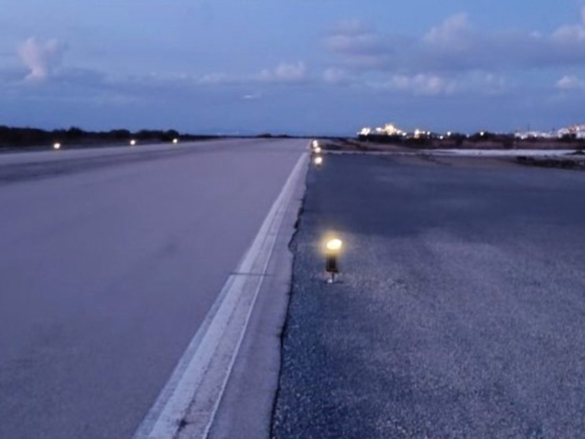 ΥΠΑ: Αναβαθμίστηκαν οι υποδομές στο αεροδρόμιο Νάξου με νέα φωτοσήμανση στον διάδρομο